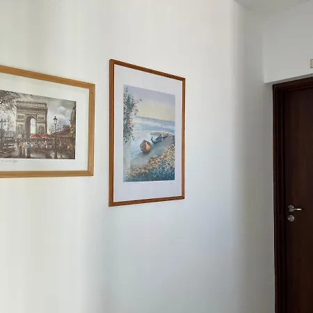Di Landi Apartman
